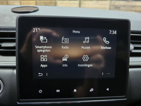 Renault Captur 1.3 TCe 130 Intens Trekhaak LED Navi Clima Cruise Camera LM