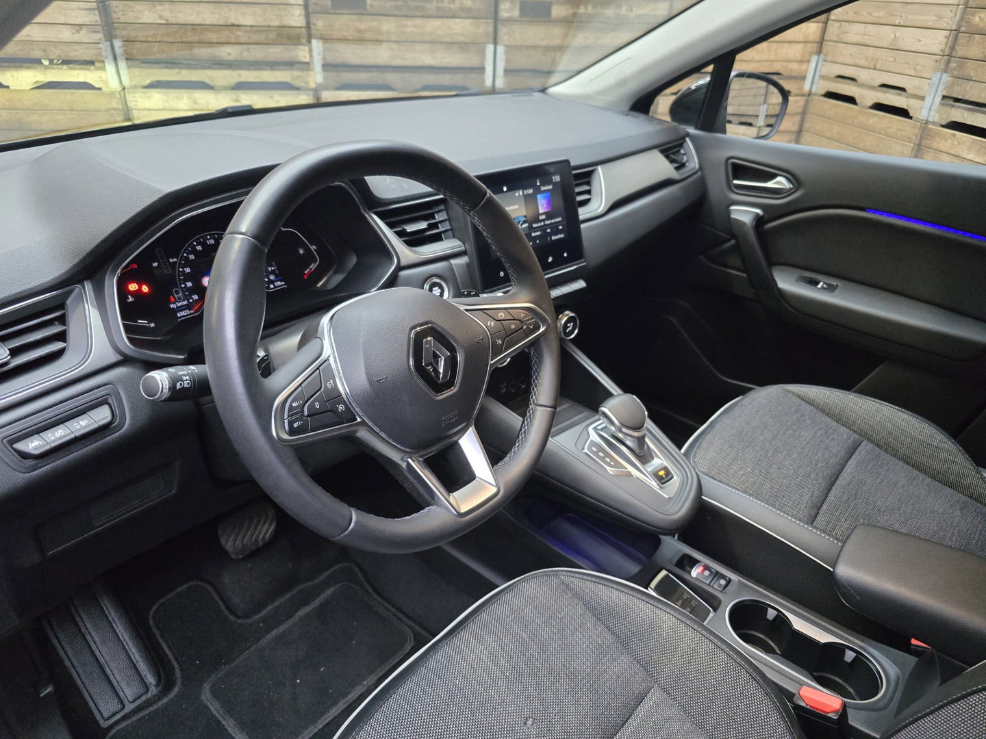 Renault Captur 1.3 TCe 130 Intens Trekhaak LED Navi Clima Cruise Camera LM