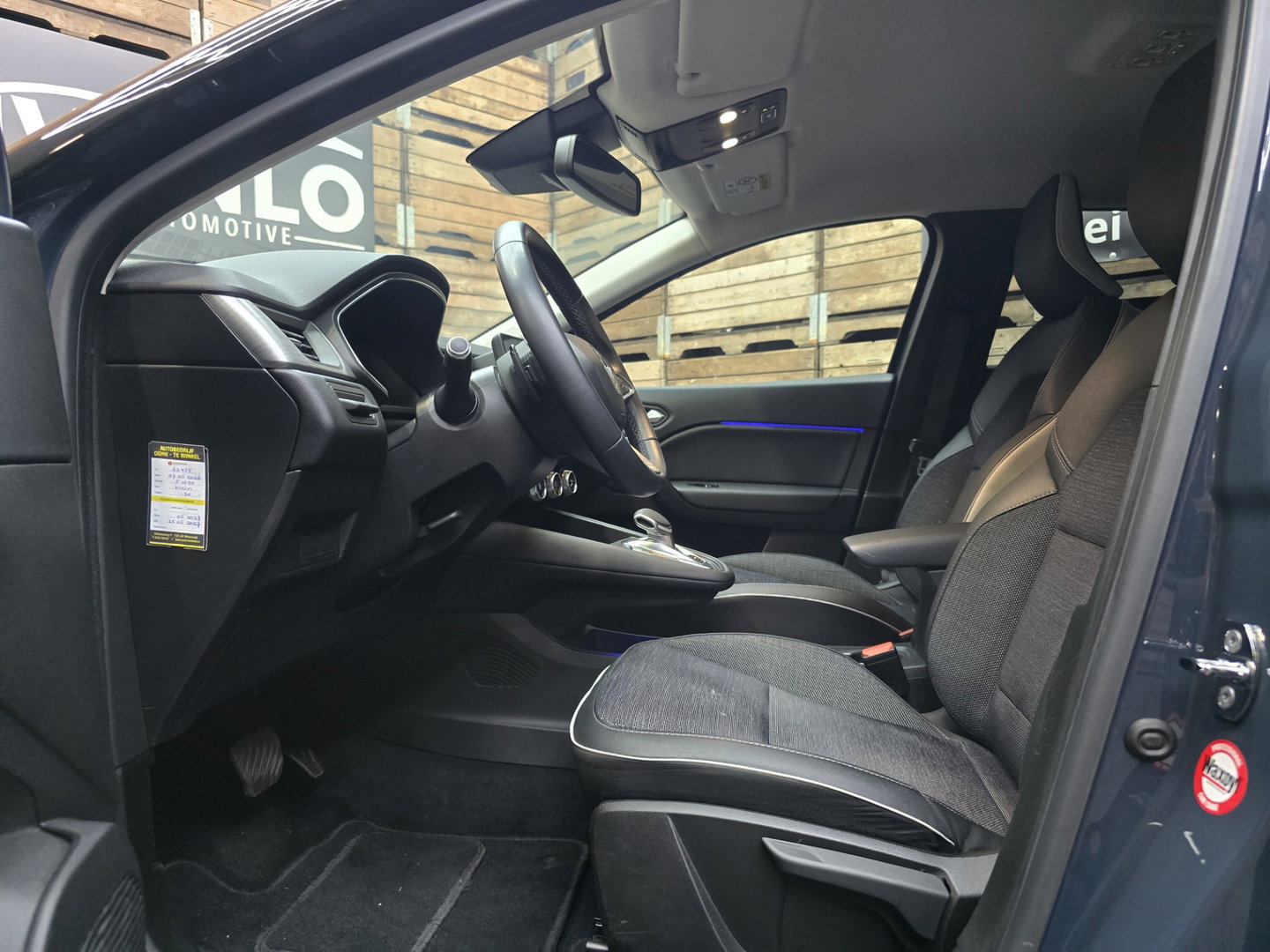 Renault Captur 1.3 TCe 130 Intens Trekhaak LED Navi Clima Cruise Camera LM