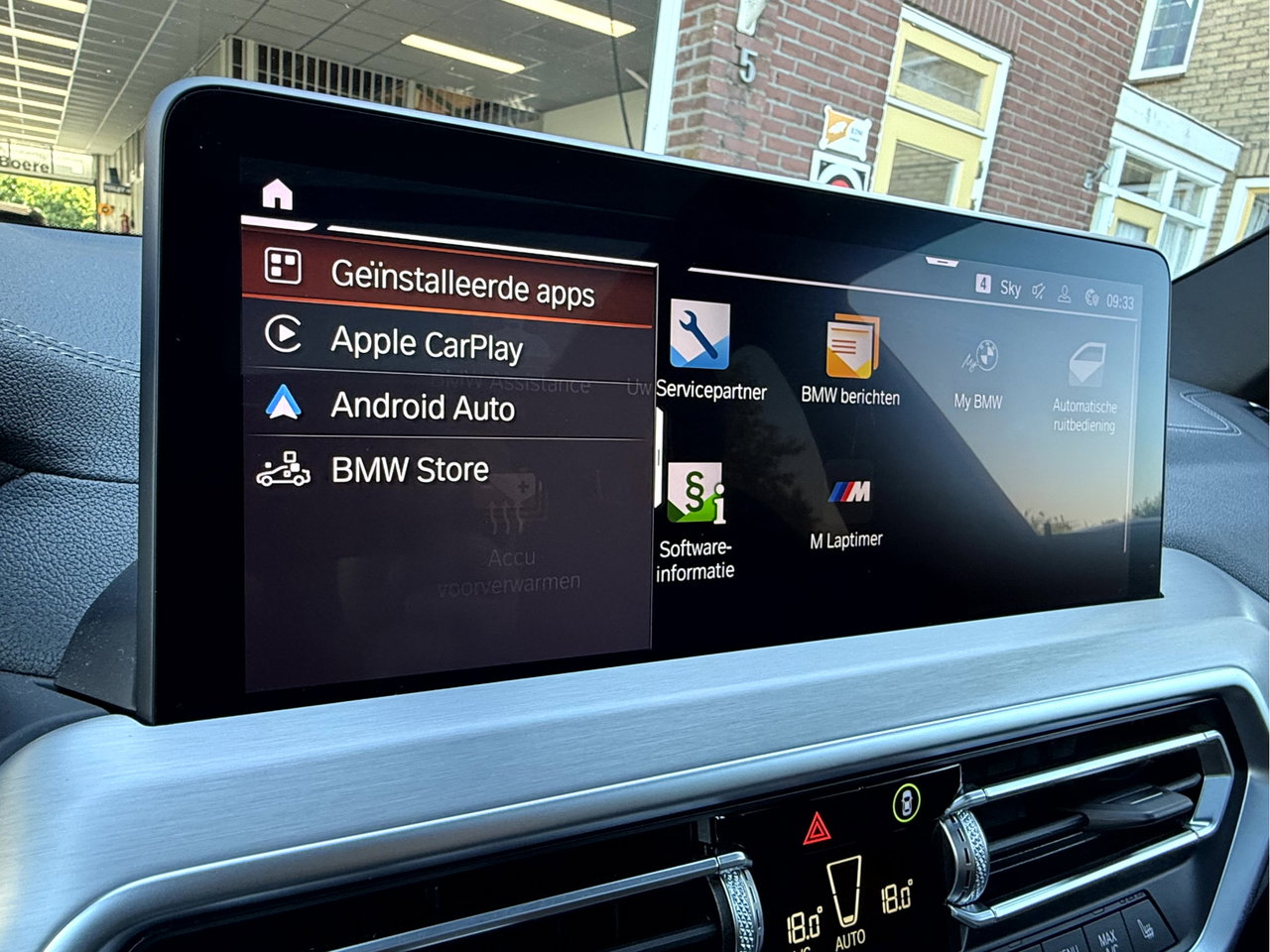 BMW iX3