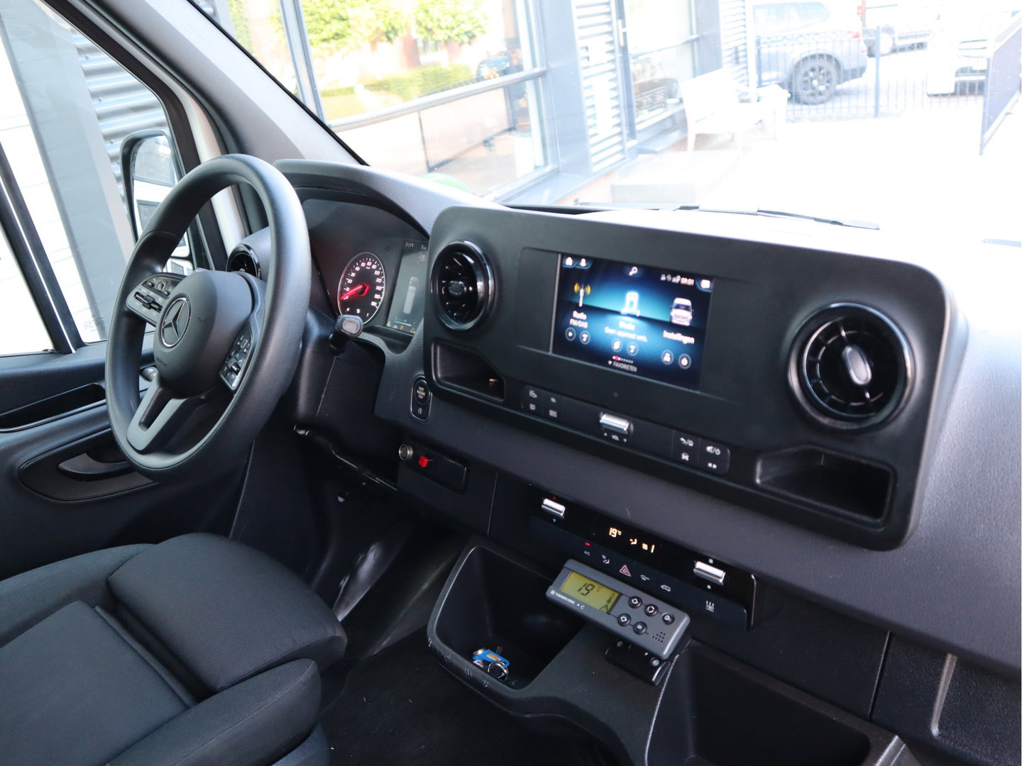 Mercedes-Benz Sprinter 317 CDI Automaat L3H2 - Pharma Medizin - Koelwagen - Thermo King