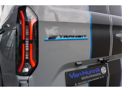 Ford Transit Custom 340L 218PK 71KWH Sport AUT Elektrisch Navi, ACC, 360° Cam, Matrix LED, B&O, 19" LM, 2x Schuifdeur!! NR. P01*