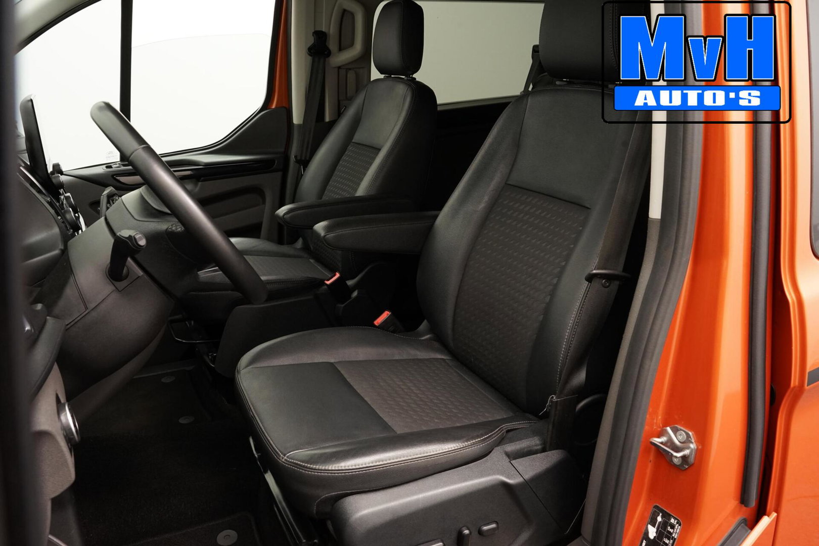 Ford Transit Custom 320 2.0 TDCI L1H1 Sport DC|MARGE|CAMERA