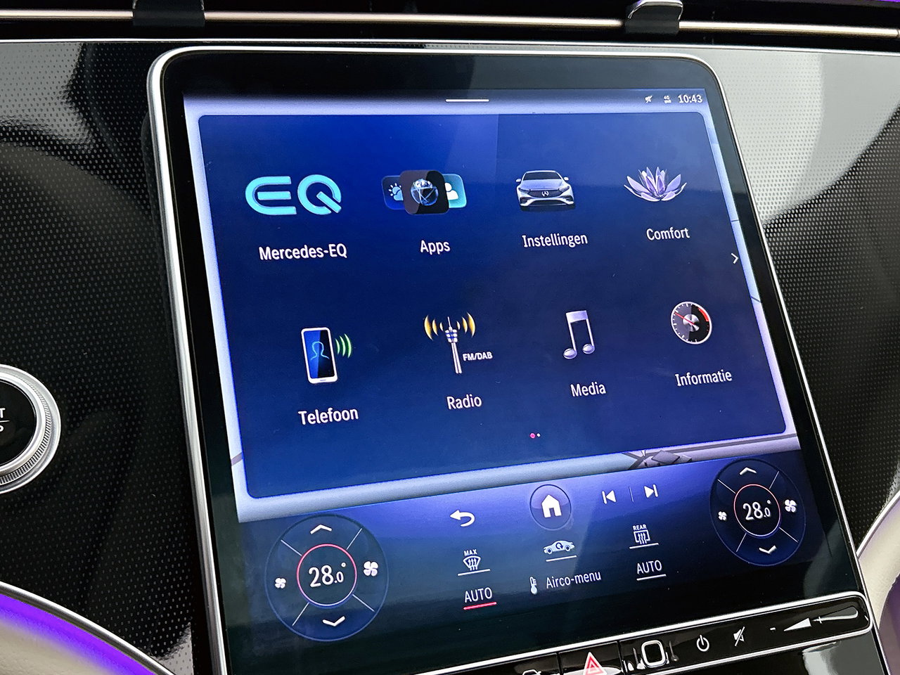 Mercedes-Benz EQS