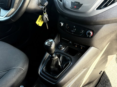 Ford Transit Courier 1.5 TDCI SPORT | CRUISE| EURO 6 | 2x SCHUIF | CARPLAY |
