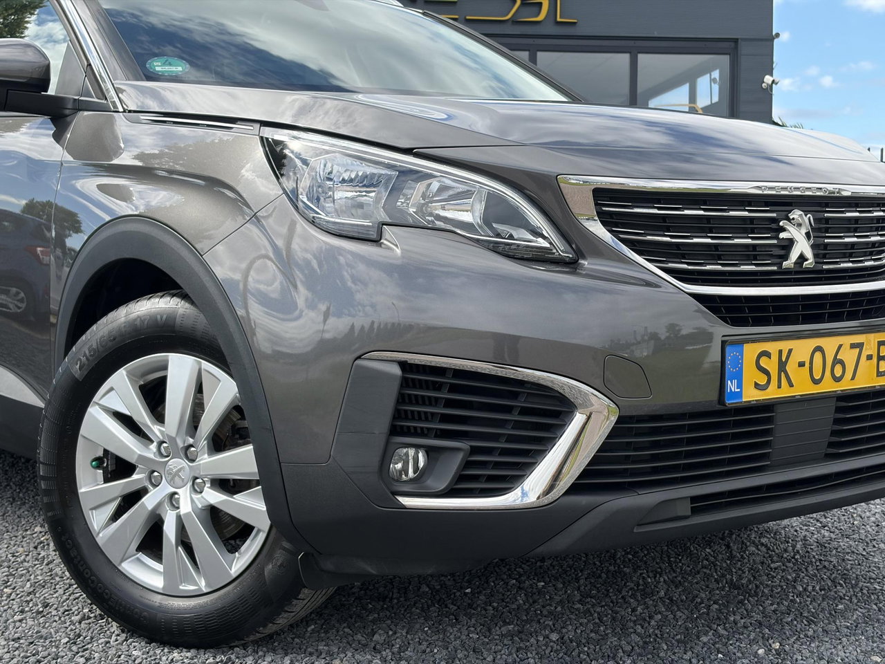 Peugeot 5008
