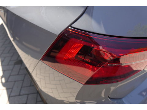 Volkswagen Golf 2.0 TSI GTI PANO H&K KEYLESS HUD'