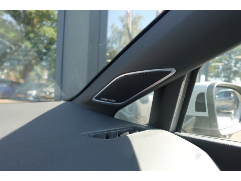 Volkswagen Golf 2.0 TSI GTI PANO H&K KEYLESS HUD'
