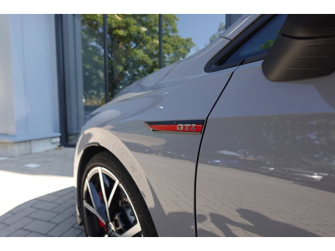 Volkswagen Golf 2.0 TSI GTI PANO H&K KEYLESS HUD'