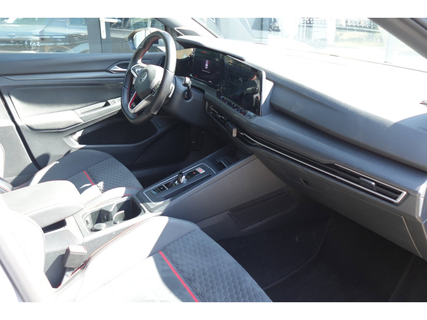 Volkswagen Golf 2.0 TSI GTI PANO H&K KEYLESS HUD'