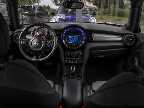 MINI Cooper 1.5 Automaat 136pk Harman Kardon Navigatie LED Dealeronderhouden