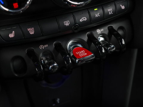 MINI Cooper 1.5 Automaat 136pk Harman Kardon Navigatie LED Dealeronderhouden