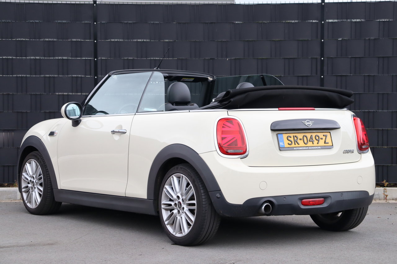 MINI Cooper Cabrio