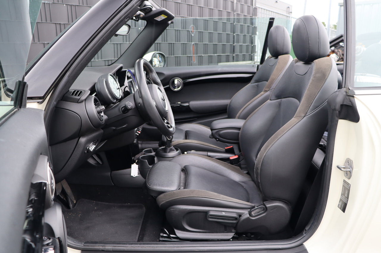 MINI Cooper Cabrio