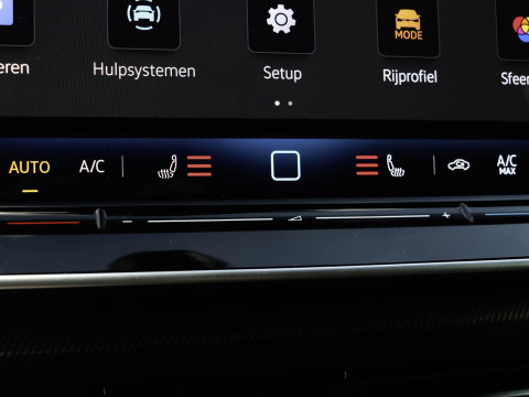 Volkswagen Golf Variant 1.5 eTSI R-Line 150PK DSG 150PK