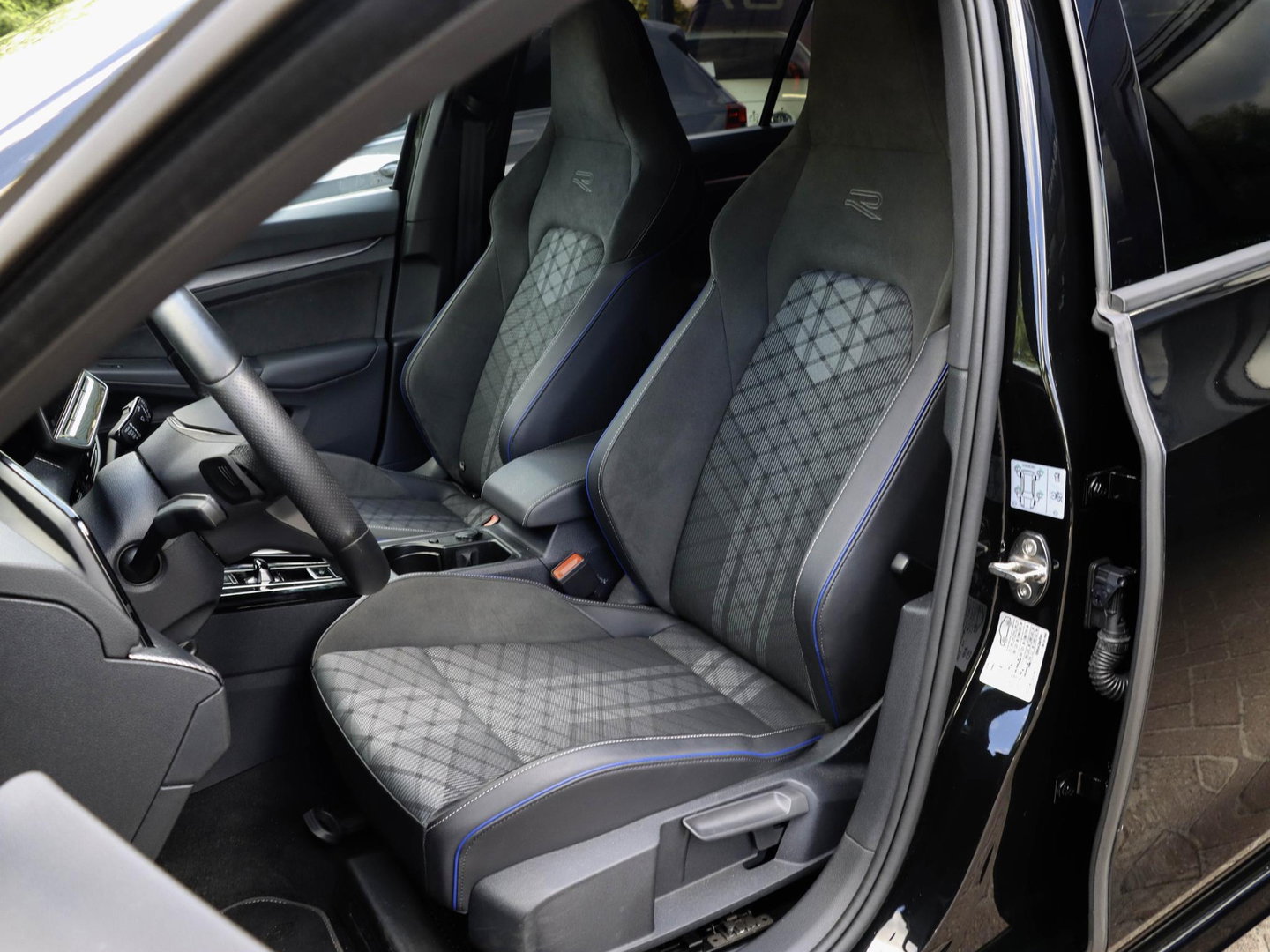 Volkswagen Golf Variant 1.5 eTSI R-Line 150PK DSG 150PK