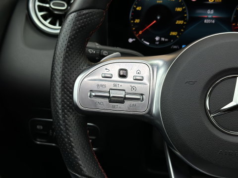 Mercedes-Benz GLA 250 4MATIC AMG Line | Panoramadak | Achteruitrijcamera | Apple Carplay | Android Auto | Sfeerverlichting | Cruise Control | Parkeersensoren | Elektrische Achterklep | Stoelverwarming