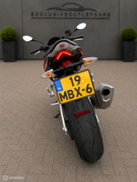 Aprilia Tuono V4
