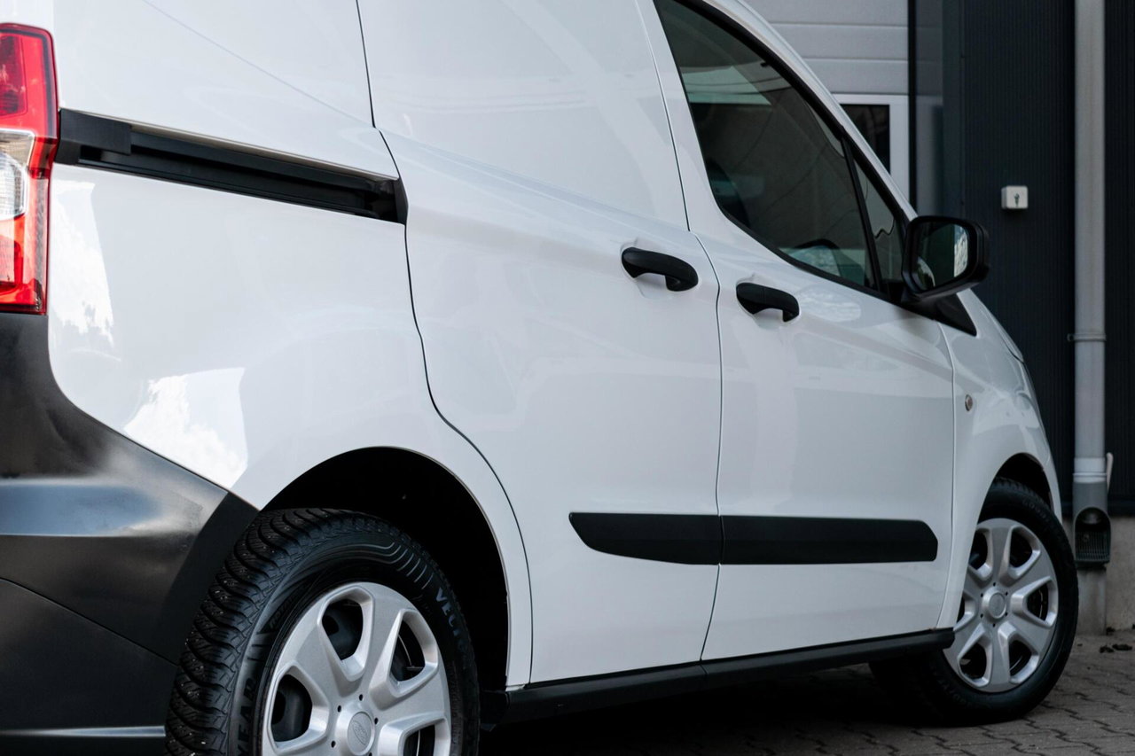 Ford Transit Courier
