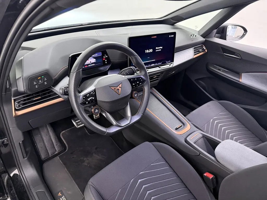 CUPRA Born