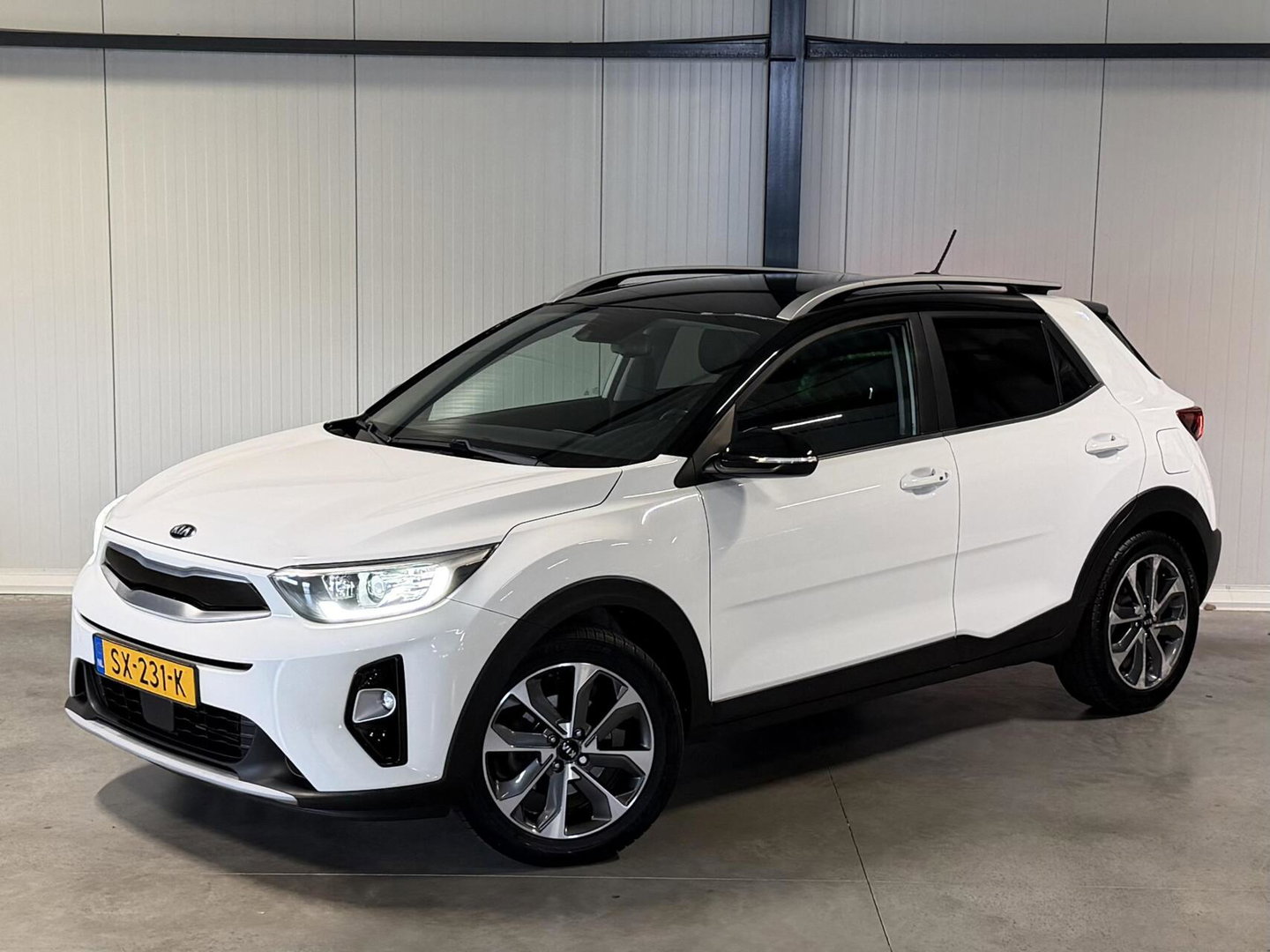 Kia Stonic 1.0 T-GDi ExecutiveLine Camera Trekhaak Carplay