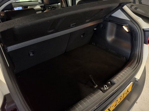 Kia Stonic 1.0 T-GDi ExecutiveLine Camera Trekhaak Carplay