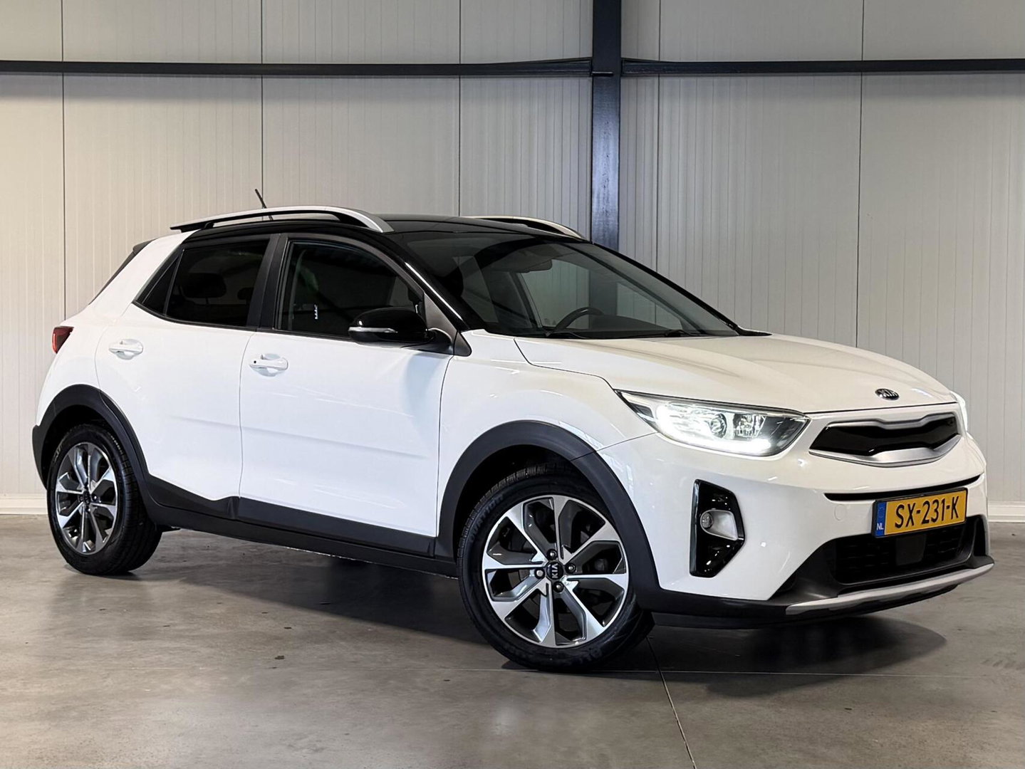 Kia Stonic 1.0 T-GDi ExecutiveLine Camera Trekhaak Carplay