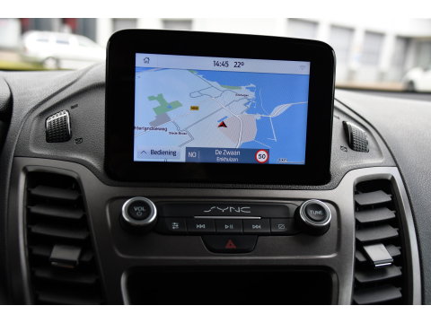 Ford Transit Connect 1.5 EcoBlue L2 Edition Camera, Cruise, Carplay, 100pk, Automaat, Sensoren, Trekhaak, Airco, Multimedia, Navi, Uniek!