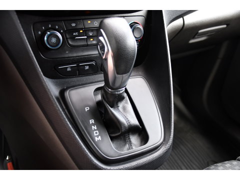 Ford Transit Connect 1.5 EcoBlue L2 Edition Camera, Cruise, Carplay, 100pk, Automaat, Sensoren, Trekhaak, Airco, Multimedia, Navi, Uniek!