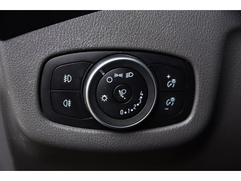 Ford Transit Connect 1.5 EcoBlue L2 Edition Camera, Cruise, Carplay, 100pk, Automaat, Sensoren, Trekhaak, Airco, Multimedia, Navi, Uniek!