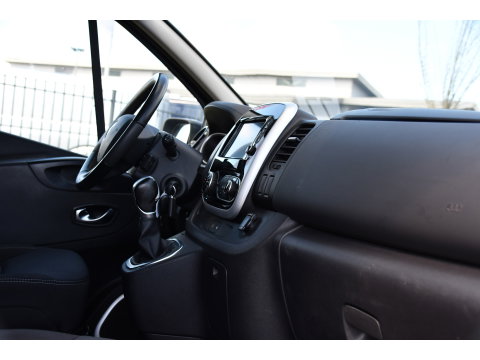 Renault Trafic 2.0 dCi 170 T29 L2H1 DC Luxe Black Edition Camera, Cruise, Carplay, 170pk, Automaat, LED, Multimedia, Clima, NAVI, Uniek!
