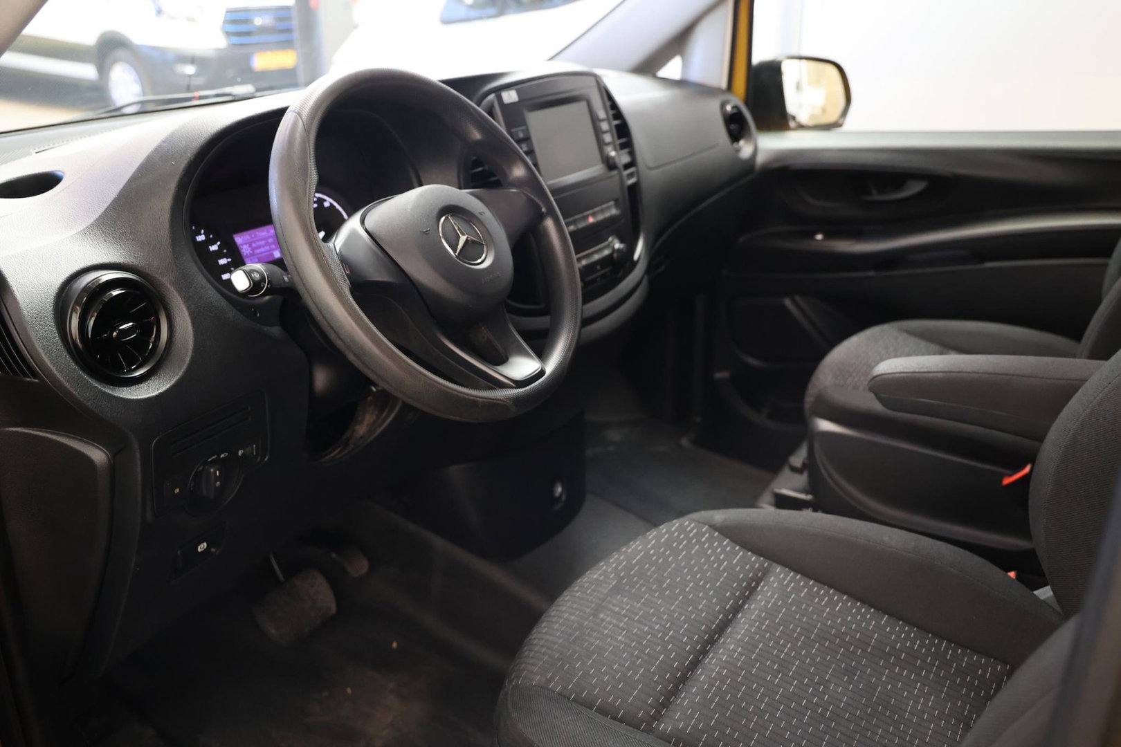 Mercedes-Benz eVito Lang 41 kWh DHL GEEL