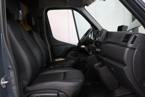Renault Master 2.3 dCi 150 BAKWAGEN LOWLINER AUTOMAAT