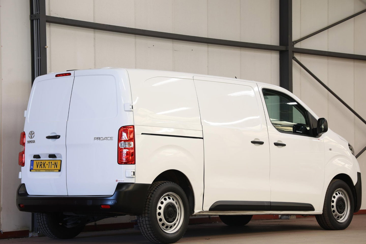 Toyota ProAce Worker 2.0 D-4D 2500KG TREKVERMOGEN