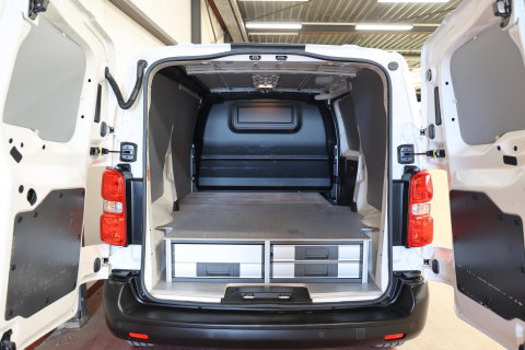 Toyota ProAce Worker 2.0 D-4D 2500KG TREKVERMOGEN