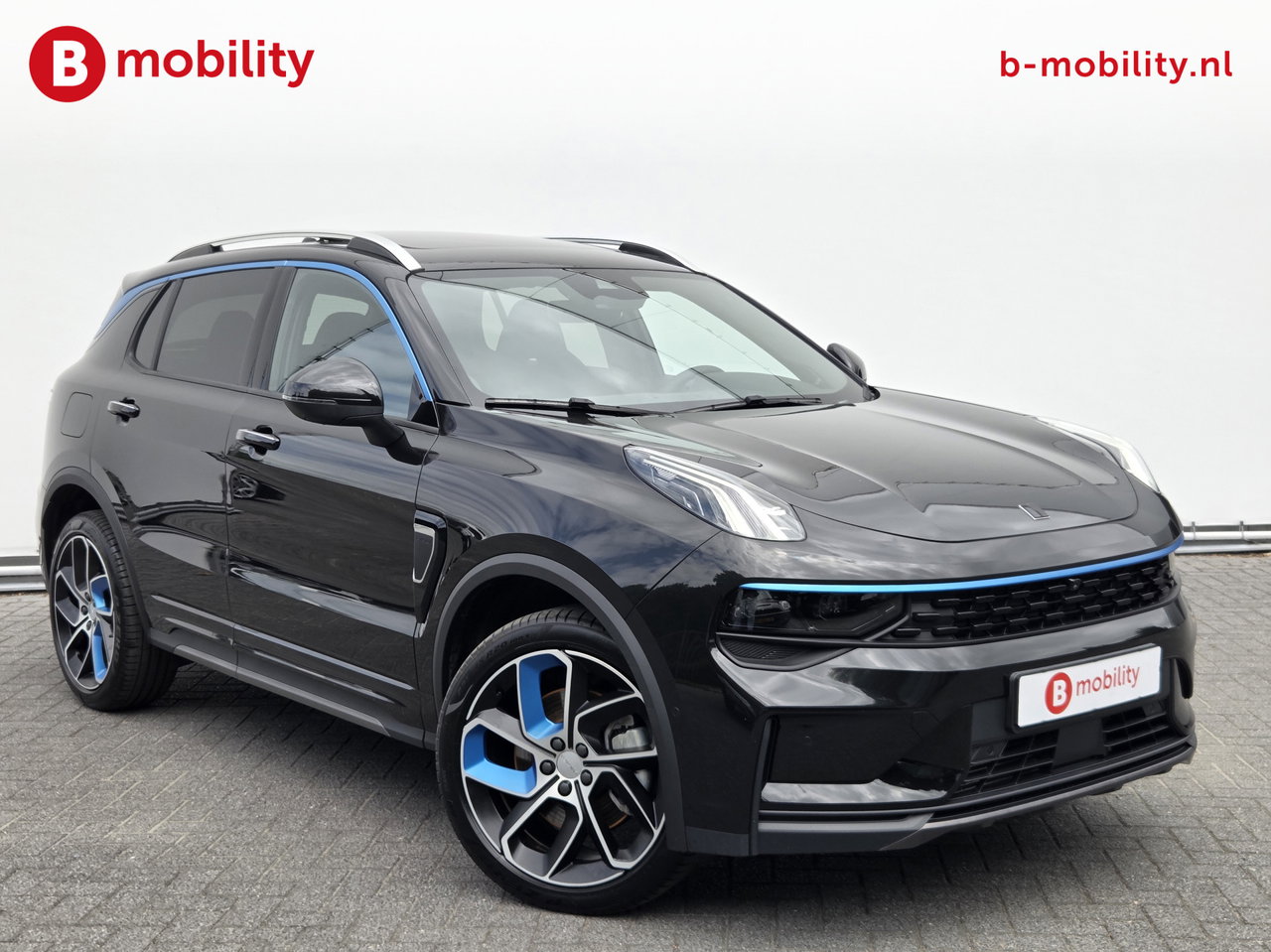 Lynk & Co 01