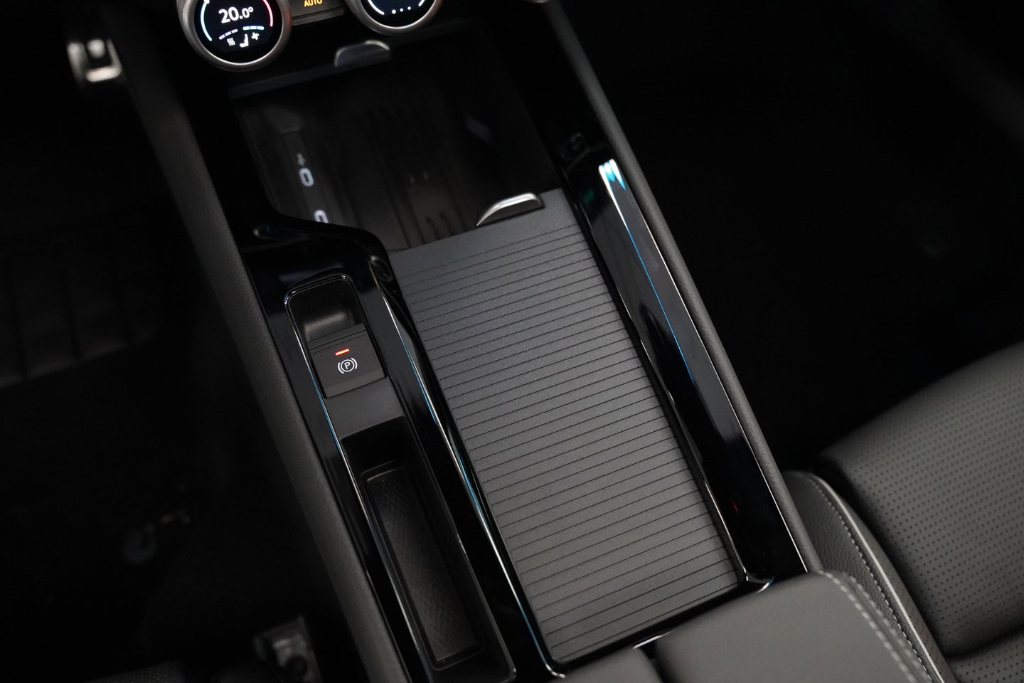 Škoda Superb Combi 1.5 TSI PHEV Sportline Business Climate control Panoramadak Leder Elek. Stoelen Stoel Ventilatie/Verwarming 24 Maanden garantie* (Vraag naar de voorwaarden)