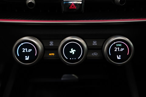 Škoda Superb Combi 1.5 TSI PHEV Sportline Business Climate control Panoramadak Leder Elek. Stoelen Stoel Ventilatie/Verwarming 24 Maanden garantie* (Vraag naar de voorwaarden)