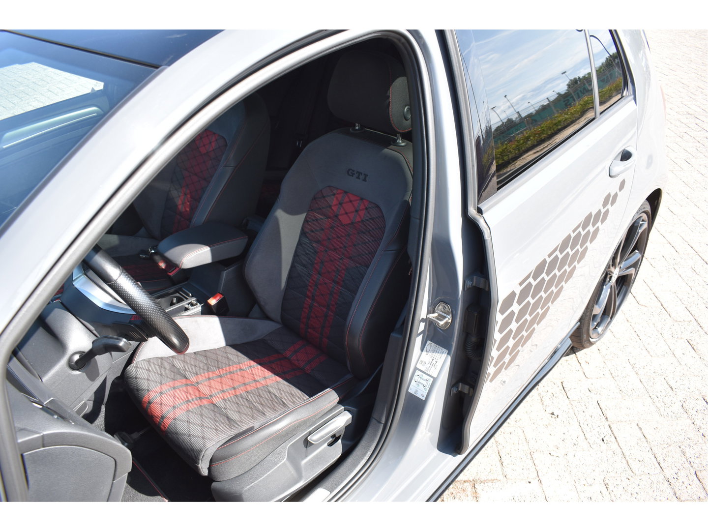 Volkswagen Golf 2.0 TSI GTI TCR Performance Pack Executive 290 pk Nardo Grey | Vol | Keyless | Pano | Camera | Carplay | Adapt.CC | Full LED | Historie