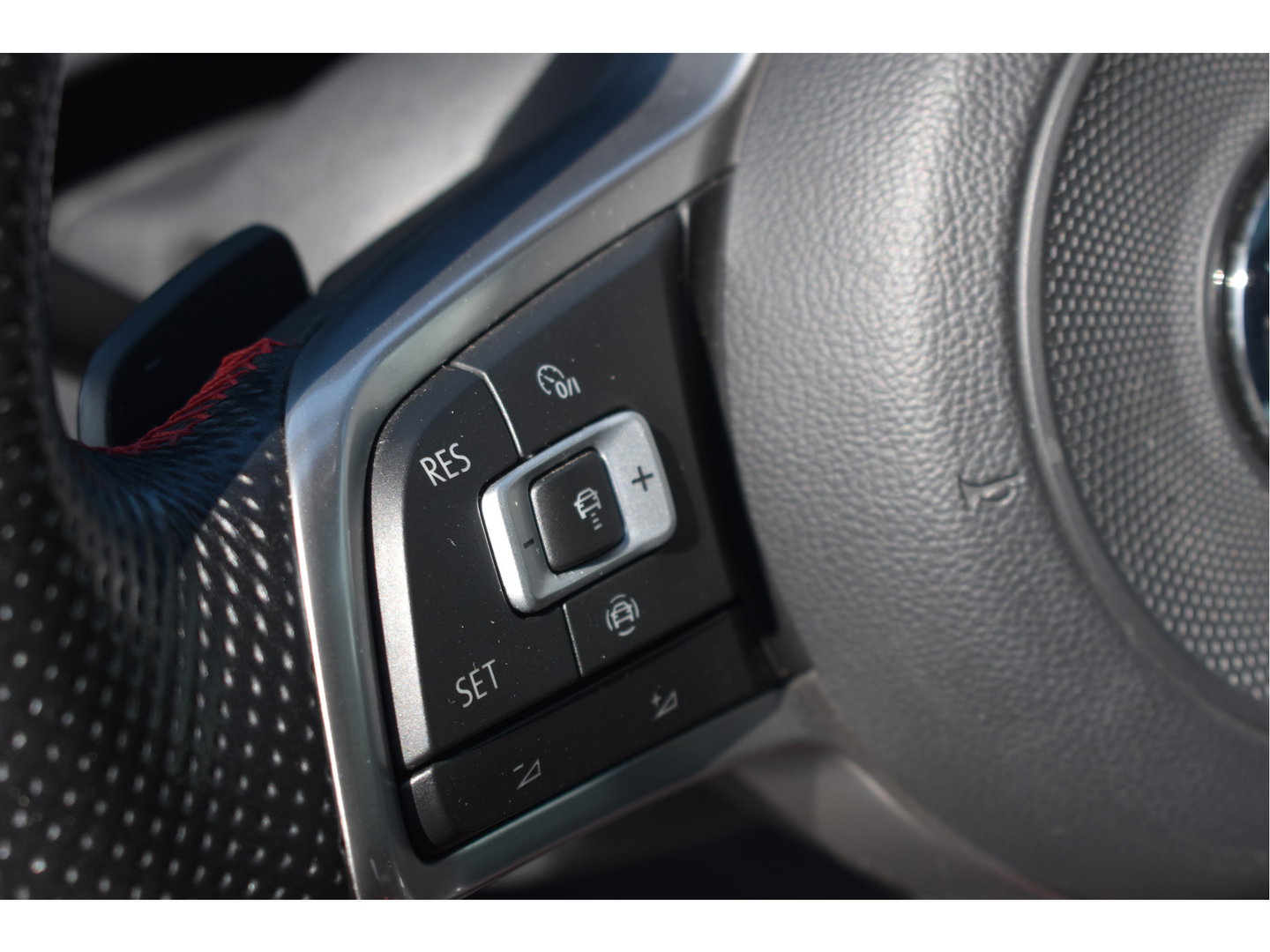 Volkswagen Golf 2.0 TSI GTI TCR Performance Pack Executive 290 pk Nardo Grey | Vol | Keyless | Pano | Camera | Carplay | Adapt.CC | Full LED | Historie