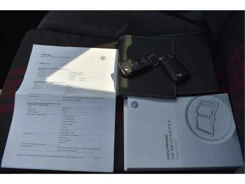 Volkswagen Golf 2.0 TSI GTI TCR Performance Pack Executive 290 pk Nardo Grey | Vol | Keyless | Pano | Camera | Carplay | Adapt.CC | Full LED | Historie