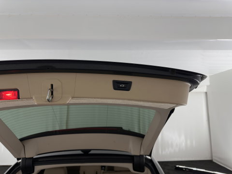 BMW 5 Serie Touring 530d High Executive Aut. *PANO | HEAD-UP | LEATHER | XENON | MEMORY-PACK | BLINDSPOT | HIFI-SOUND | NAVI-FULLMAP | CAMERA | HEATED-COMFORTSEATS | PRIVACY-GLASS | ECC | PDC | CRUISE | 17''ALU*