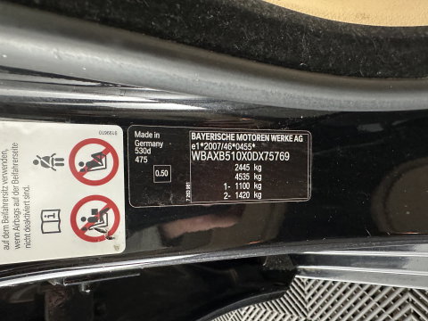 BMW 5 Serie Touring 530d High Executive Aut. *PANO | HEAD-UP | LEATHER | XENON | MEMORY-PACK | BLINDSPOT | HIFI-SOUND | NAVI-FULLMAP | CAMERA | HEATED-COMFORTSEATS | PRIVACY-GLASS | ECC | PDC | CRUISE | 17''ALU*