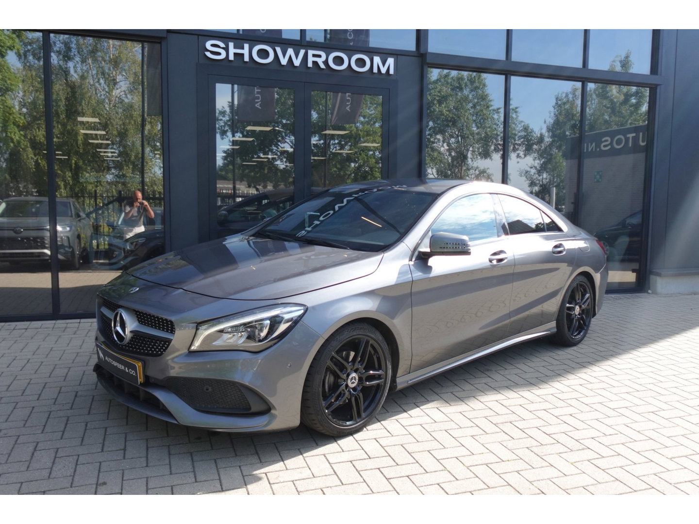 Mercedes-Benz CLA-Klasse 180 Business Solution AMG STOELVERW CAM CRUISE'