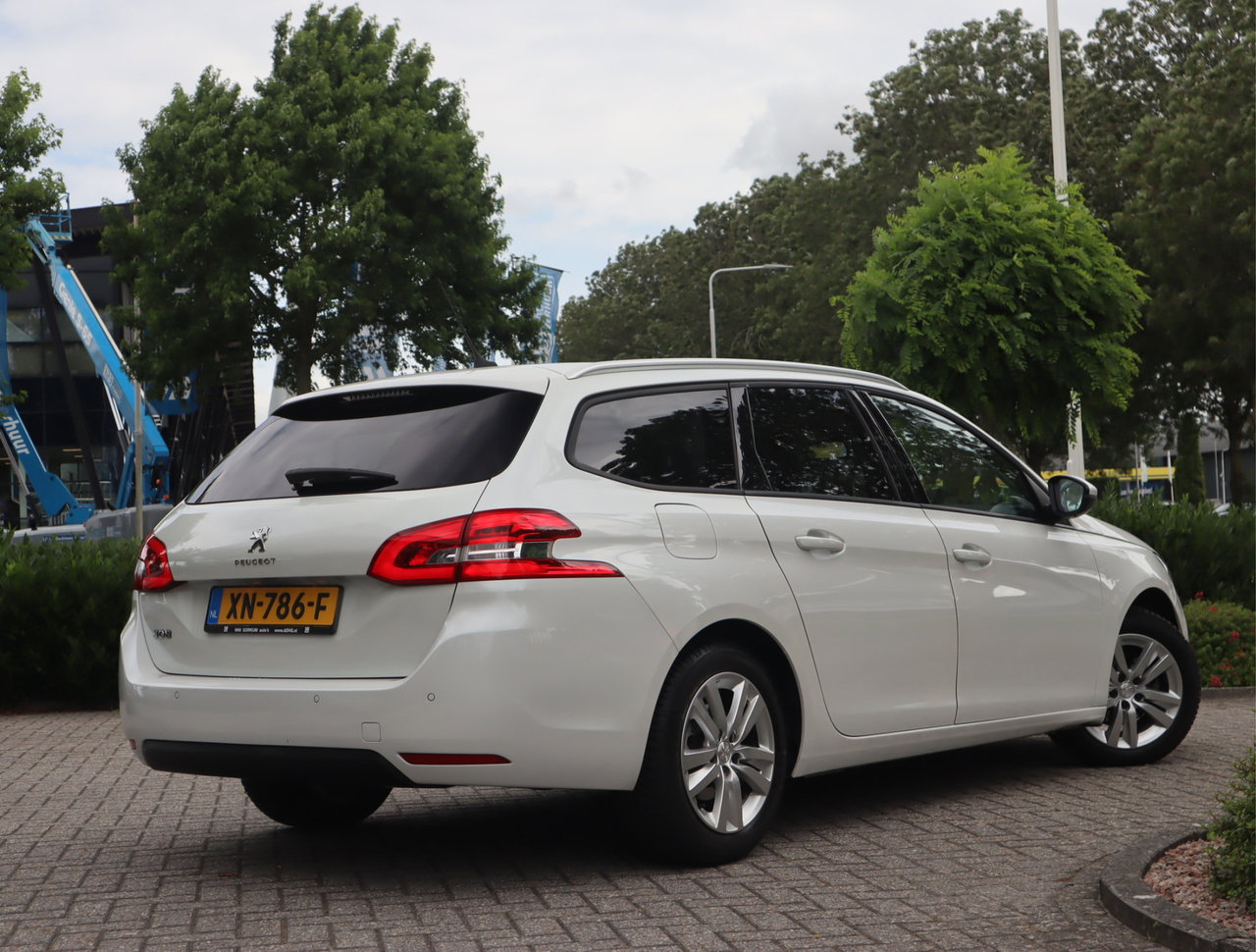 Peugeot 308