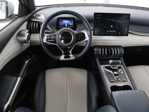 BYD ATTO 3 Comfort 60 kWh | Warmtepomp | 92.5% SOH | 3-Fase | Panoramadak | Adaptive cruise | 360 camera | DAB+ | Carplay | Dodehoek detectie | Leder