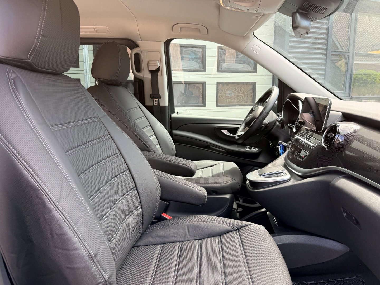 Mercedes-Benz EQV 300 90 kWh SoH 97,6 % L3 Extra Lang 8 Persoons