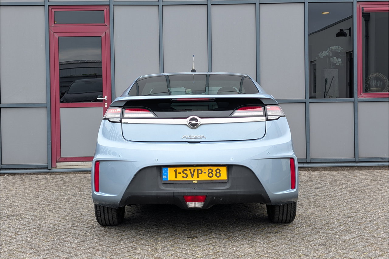 Opel Ampera