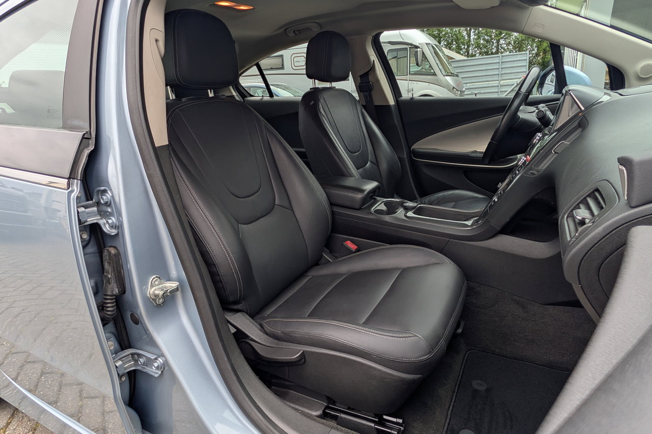 Opel Ampera