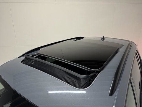 Volkswagen Tiguan 1.4 TSI eHybrid Black Style R-Line Pano HUD Camera ACC